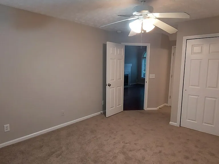 3211 Avensong Village Cir — Photo 9