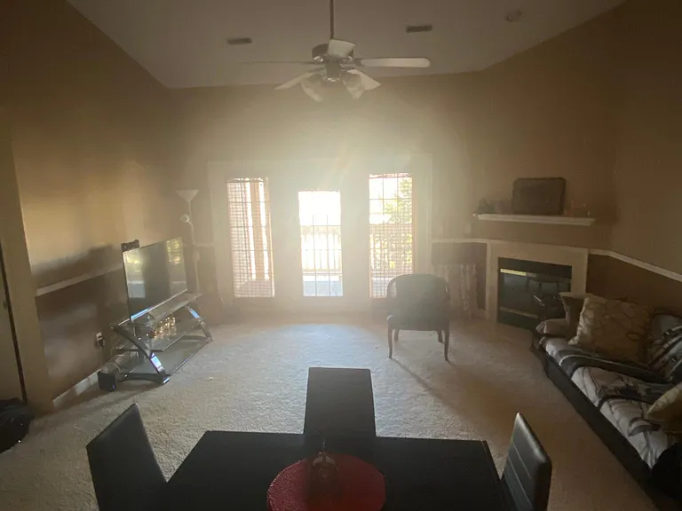 3832 Thornhill Cir — Photo 2
