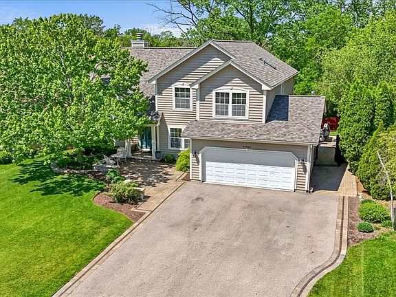 4th image of 36452 N Tara Ct