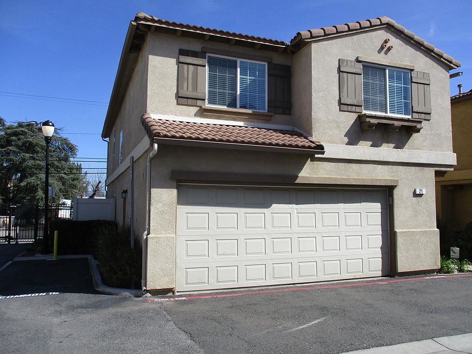 1st image of 9427 Lemona Ave Unit 21