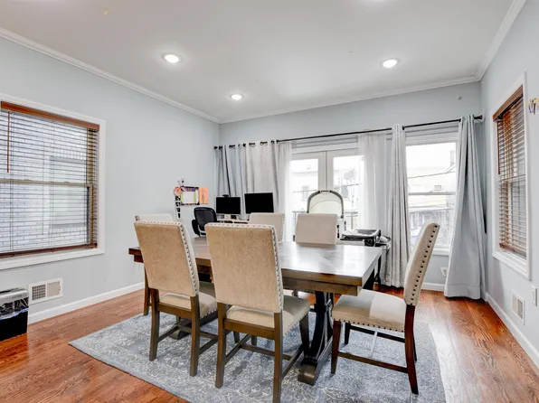 67 West 19th Street image 2 of 25