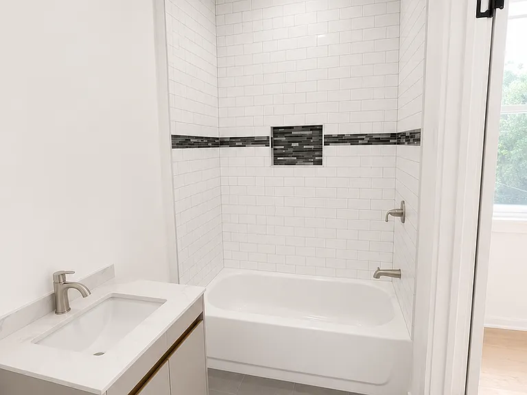 856 N 22nd St #3R — Photo 4