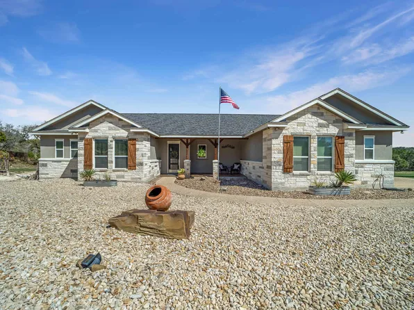 1123 Long Hollow, Canyon Lake, TX 78133