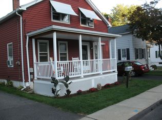 8 Cherry St, Windsor Locks, CT 06096