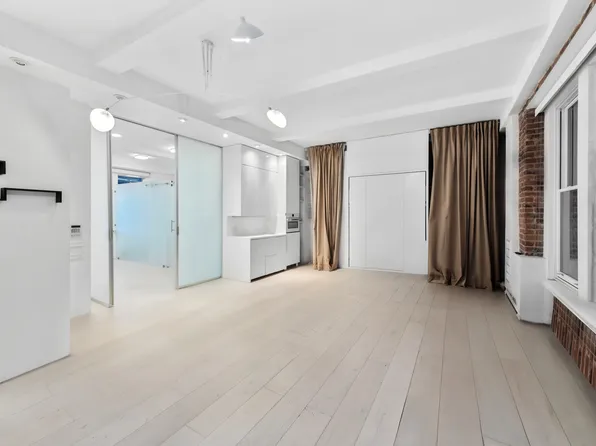 67 Park Avenue image 12 of 14