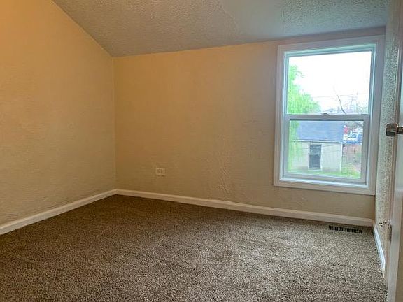 4th image of 516 S Lincoln Ave
