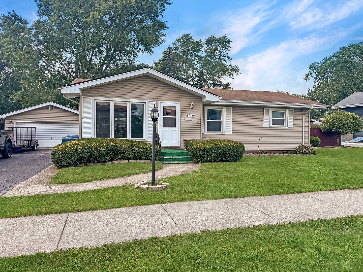 3236 Hopkins St photo 1