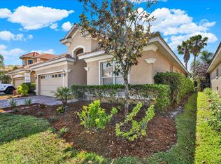 18019 Java Isle Dr, Tampa, FL 33647