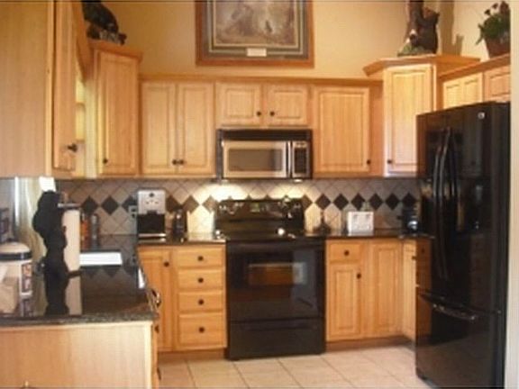 4th image of 150 Sunnyfield Dr