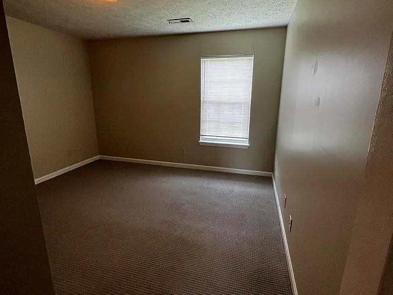 1085 N Buckman St #C1 — Photo 5