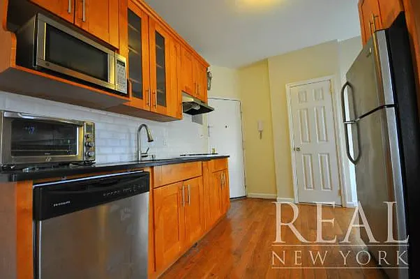 Rented by REAL New York | media 26