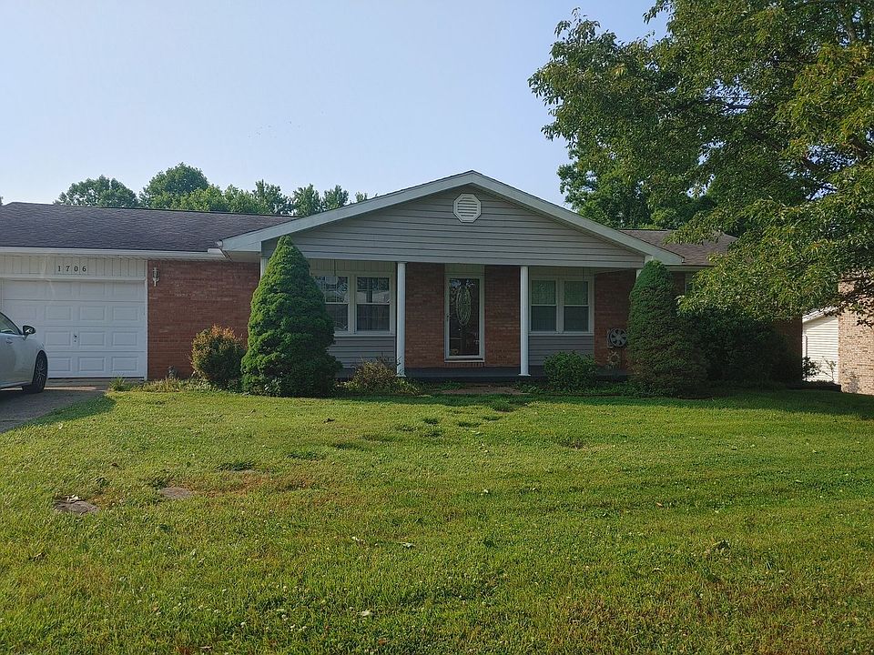 1st image of 1706 Forest Hills Dr