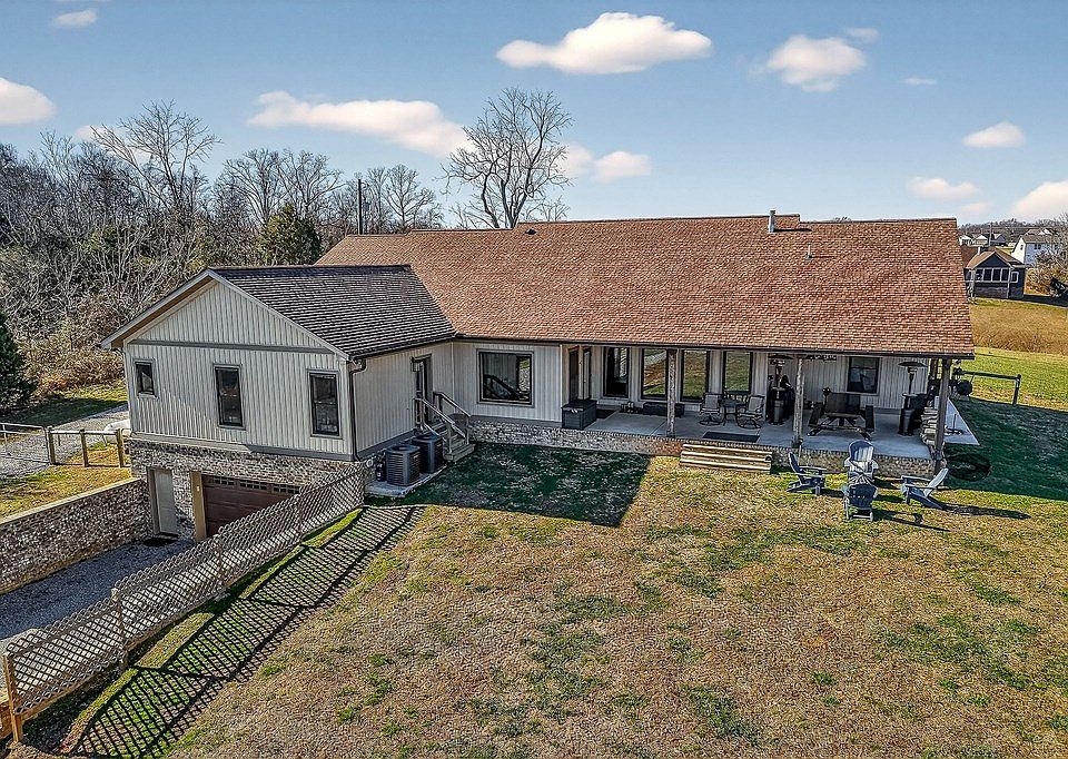 58th image of 3001 Tulip Ln