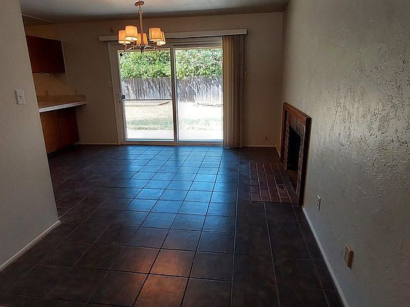 3rd image of 3412 Grenoble Way