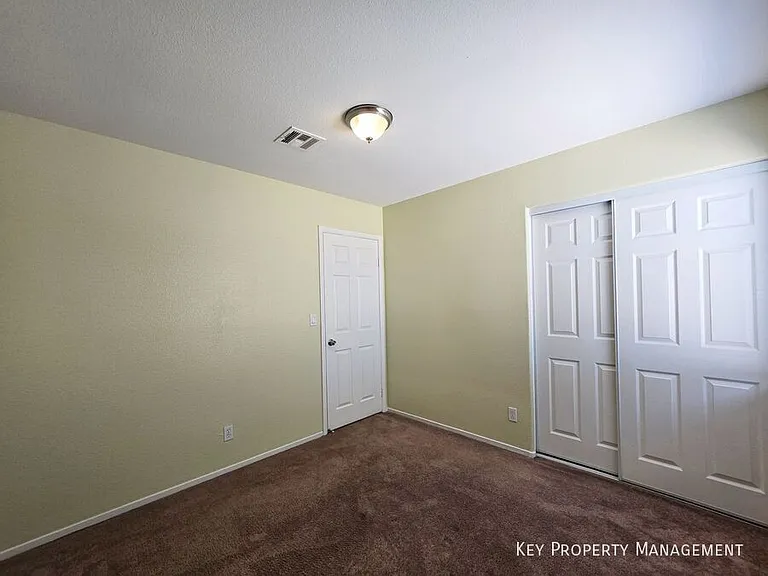 4613 Fireside Ln — Photo 25