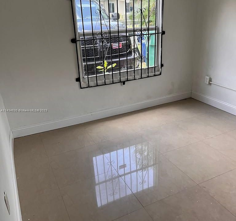1st image of 20623 NW 22nd Pl