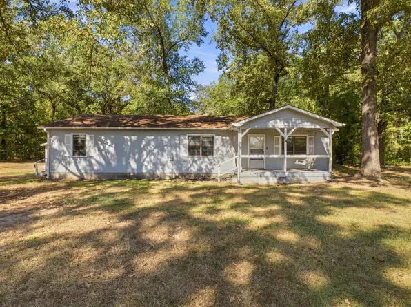 2282 George Thomas Rd, Texarkana, TX 75501