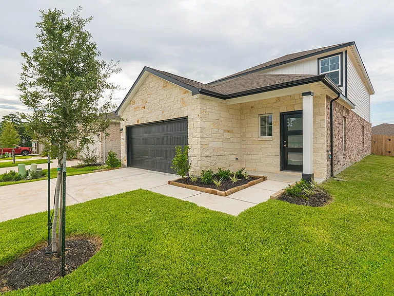8555 Blueberry Ash St — Photo 3