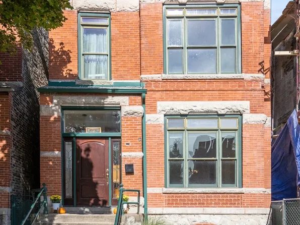 2436 W Superior St, Chicago, IL 60612