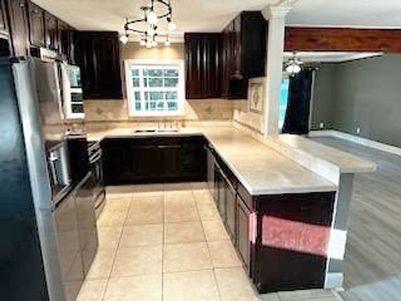 2nd image of 2625 E Cavett Dr