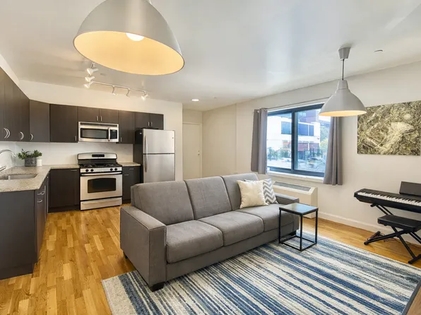 715 Flushing Avenue image 1 of 4