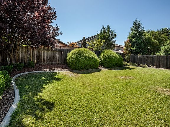 4th image of 440 Sienna River Ct