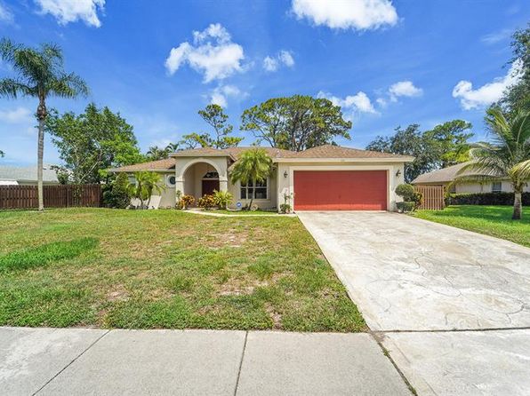 945 Sunflower Ave