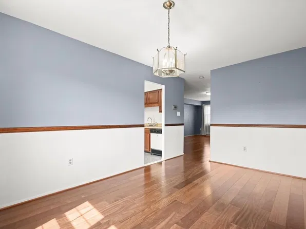 49 Winslow Park Dr, Baltimore, MD 21228
