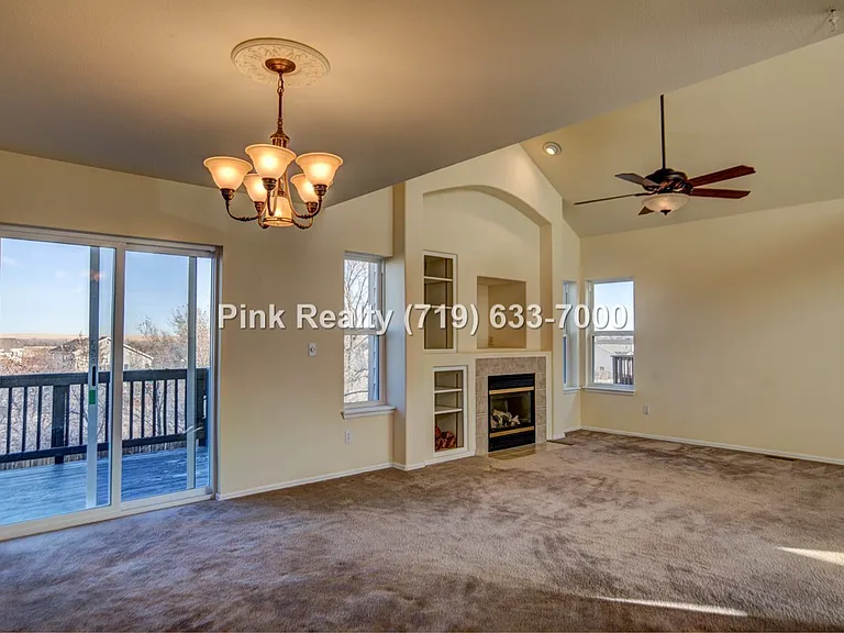 985 Ridgebury Pl — Photo 9