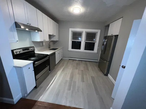 87 Ruggles St, Providence, RI 02908