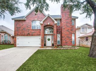 1417 Chinaberry Dr, Lewisville, TX 75077