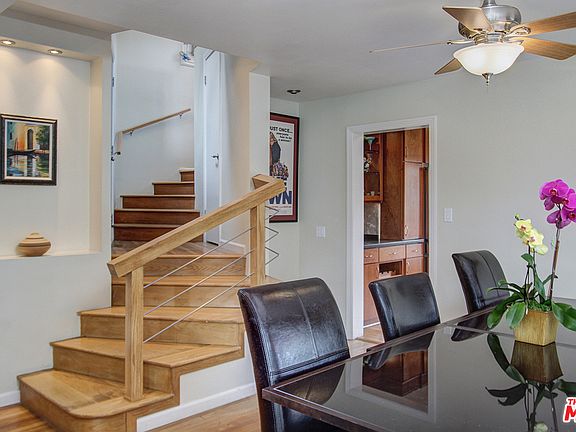 5th image of 440 Tamarac Dr