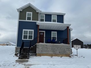 4748 Romaine Rd, Fitchburg, WI 53711
