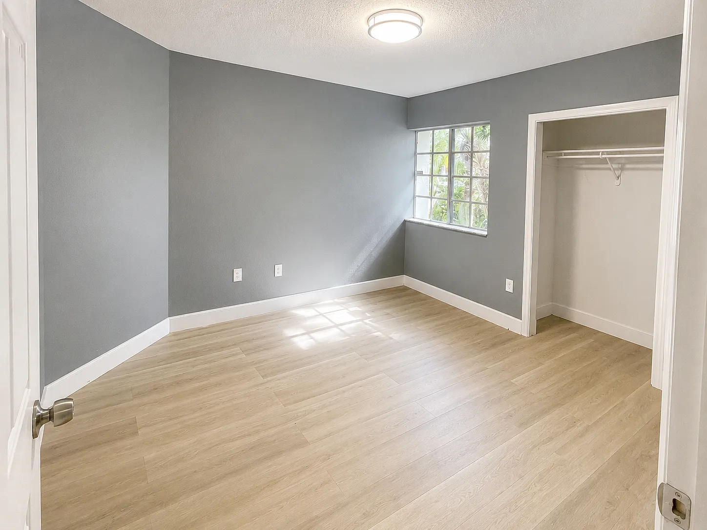 3 bed, 1385 sqft, $3,100 — Photo 3