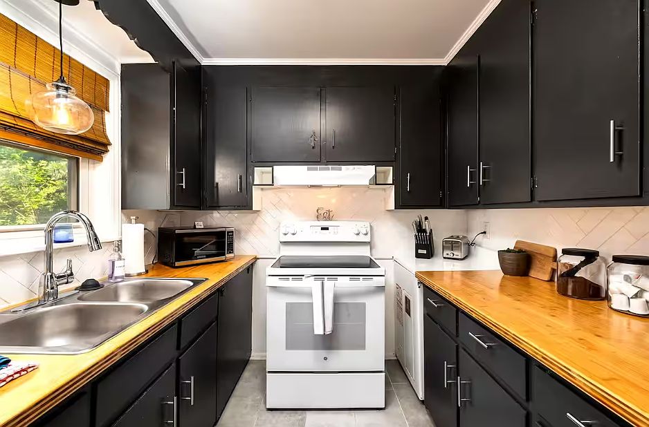 1st image of 1915 Morehead Ave #1915