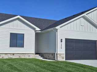 2465 N Oak St, Wahoo, NE 68066