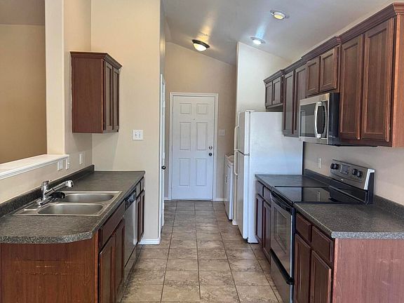 5th image of 6703 84th St