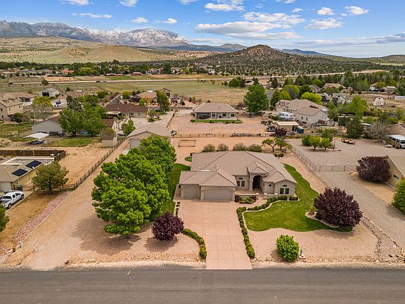 2nd image of 838 Dammeron Valley Dr W