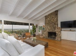 13523 Rand Dr, Sherman Oaks, CA 91423