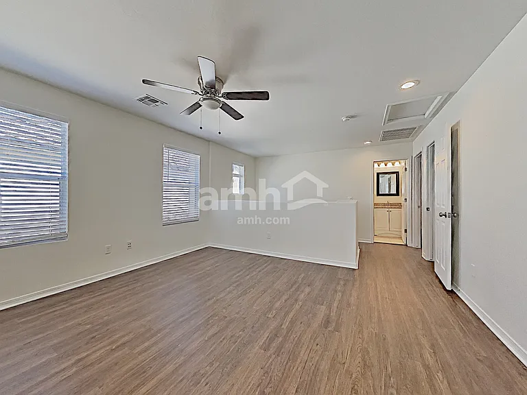 767 W Paseo Celestial — Photo 10