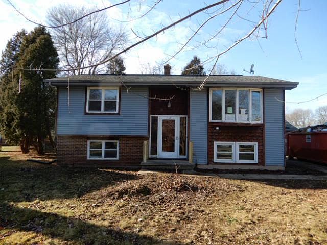 1st image of 1112 LAWNDALE COURT