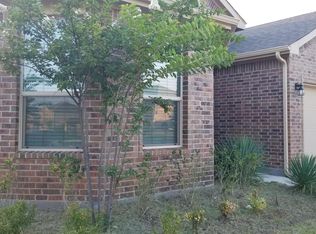 9125 Golden Hollow Ln, Fort Worth, TX 76179