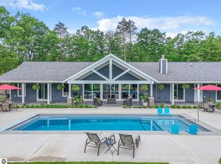 586 Starflower Ln, Traverse City, MI 49696