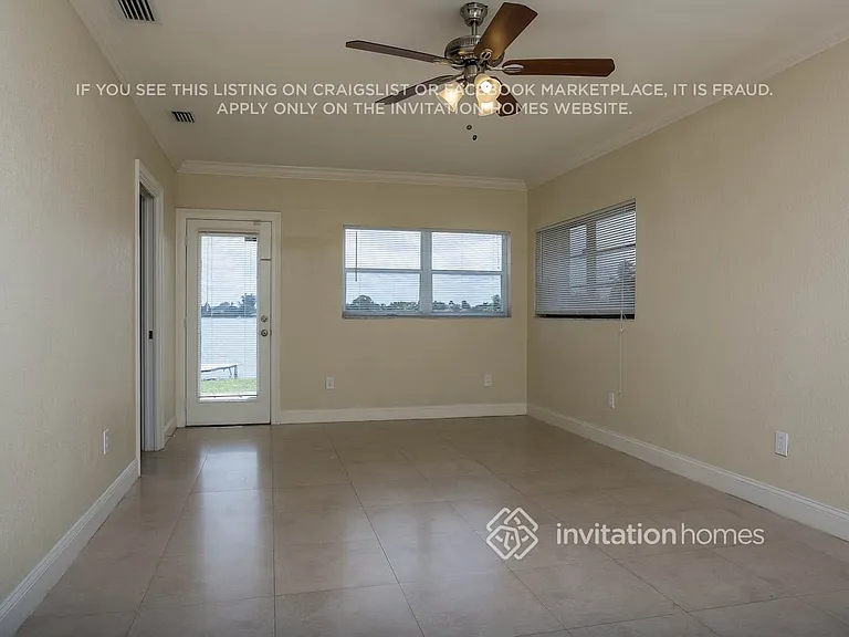 10900 SW 42nd St — Photo 7