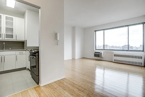 Rented by Pinnacle City Living | media 245