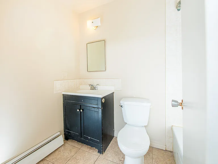 11020 83rd St NW — Photo 40
