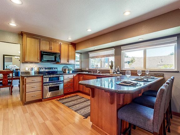 3rd image of 5271 Arnica Way
