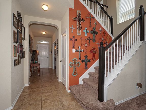 3rd image of 136 Jolie Cir