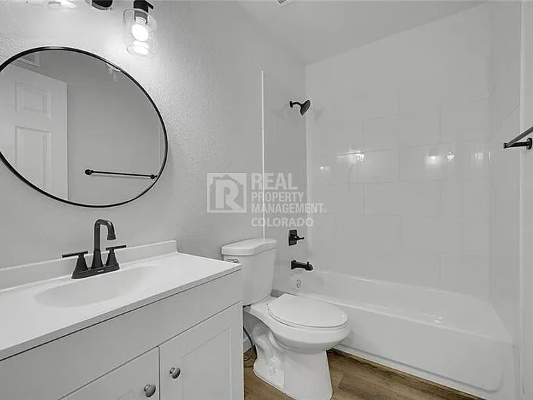 41 University Dr — Photo 8