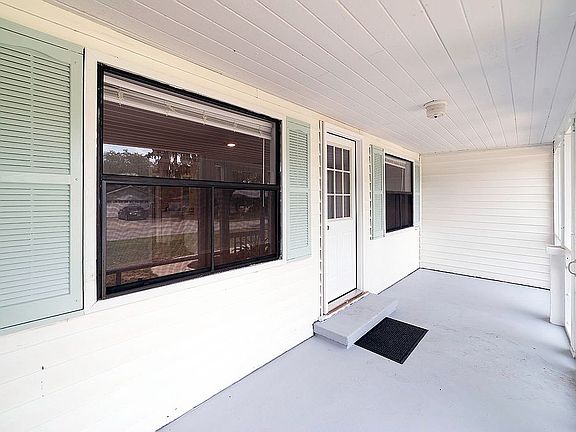 4th image of 32118 Harris Rd